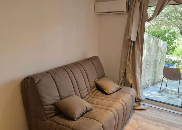 Apartment Dans Calme